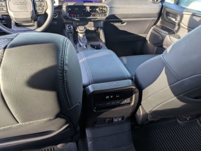 2024 Toyota Land Cruiser 4WD (Natl)