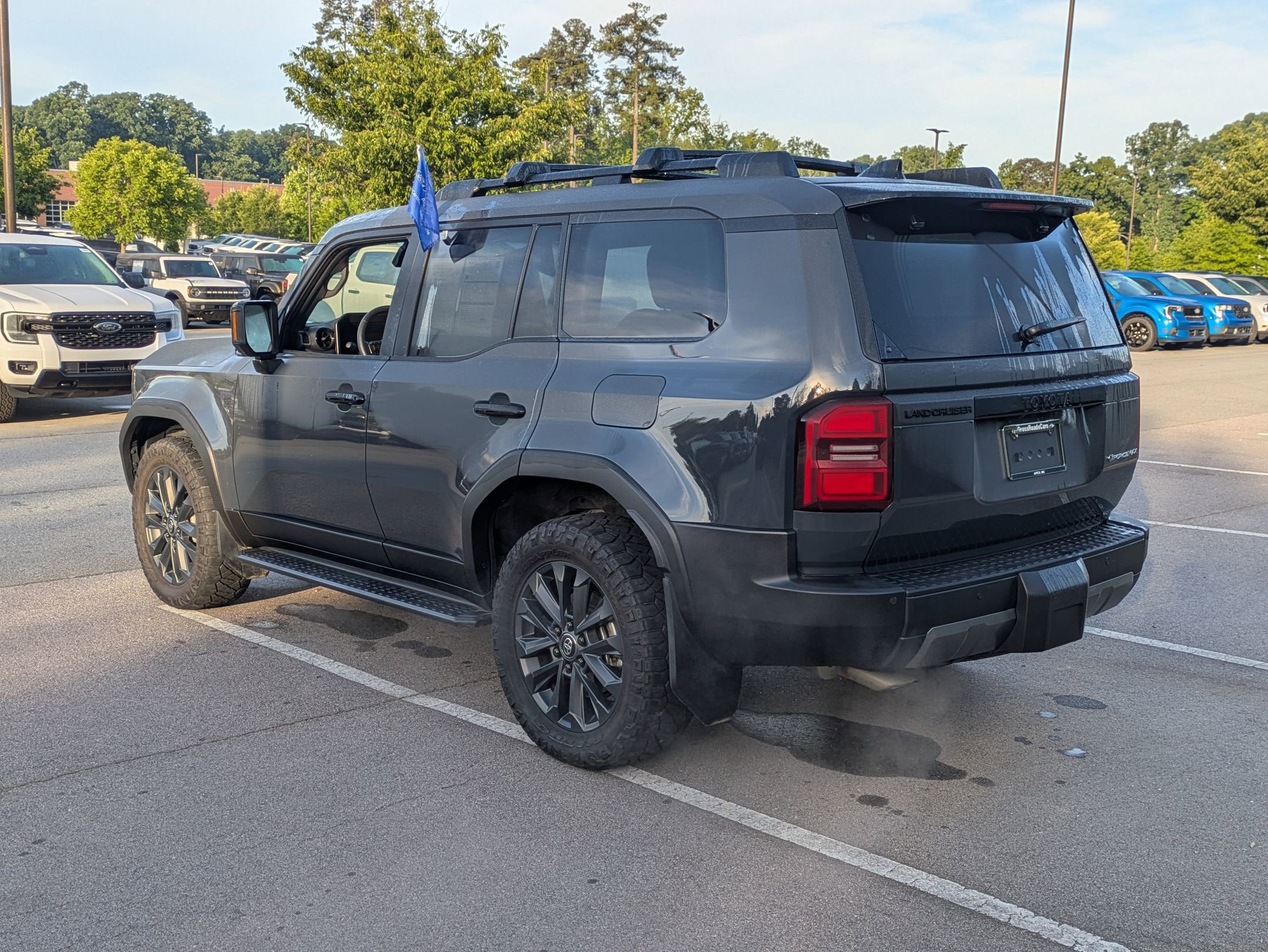 2024 Toyota Land Cruiser 4WD (Natl)