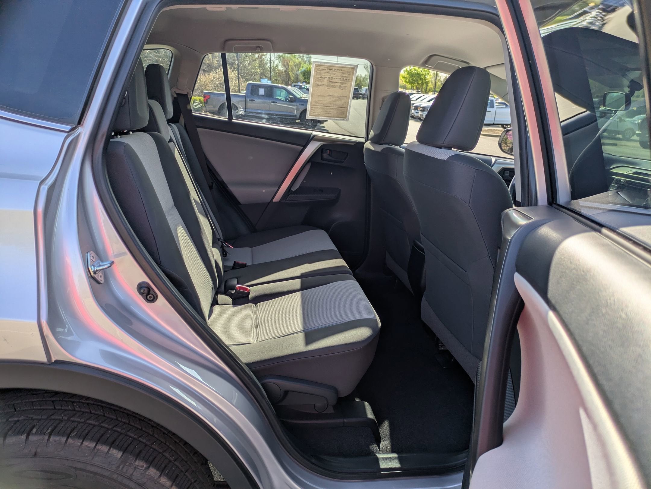 2015 Toyota RAV4 LE
