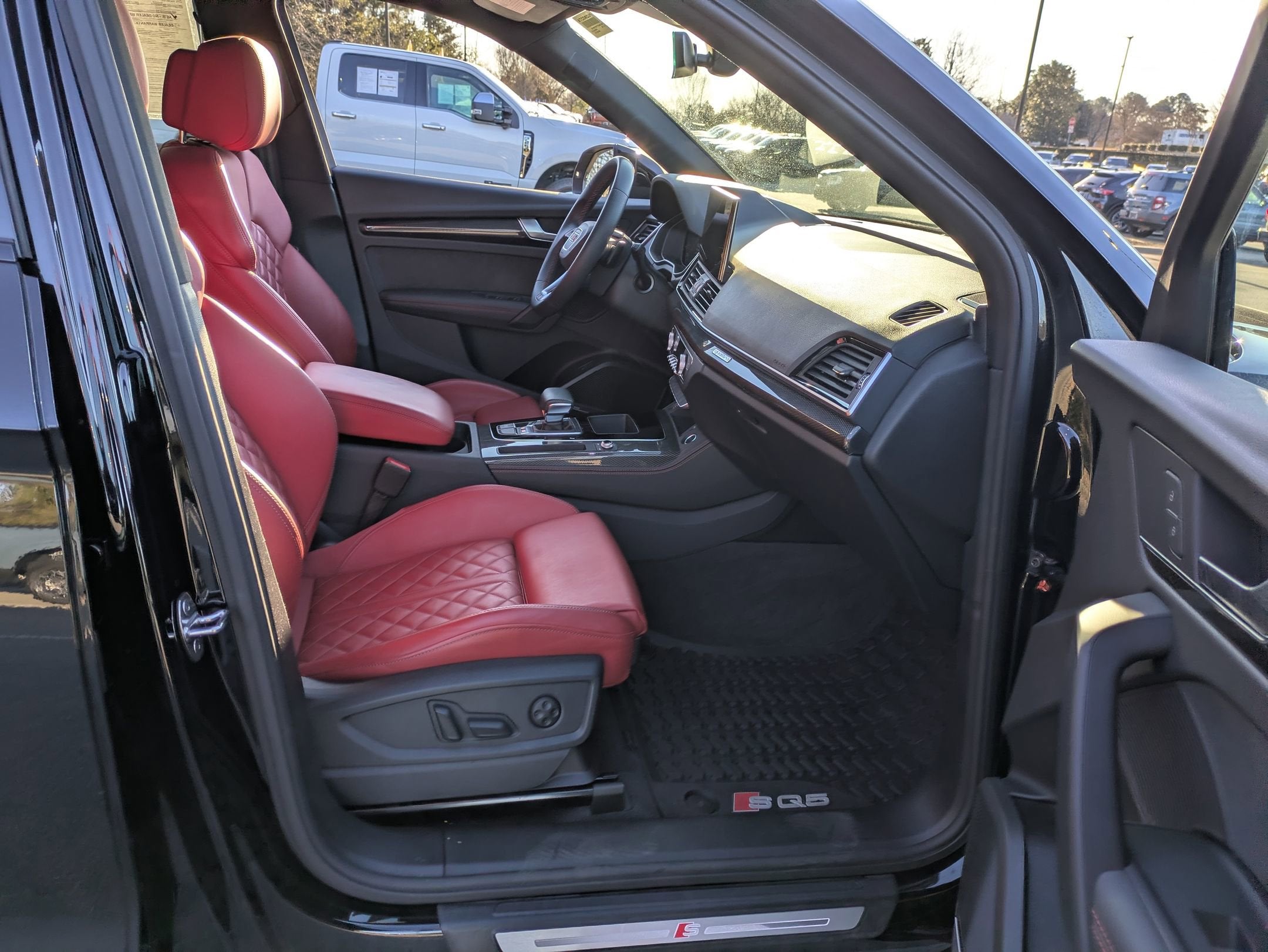 2024 Audi SQ5 Premium Plus