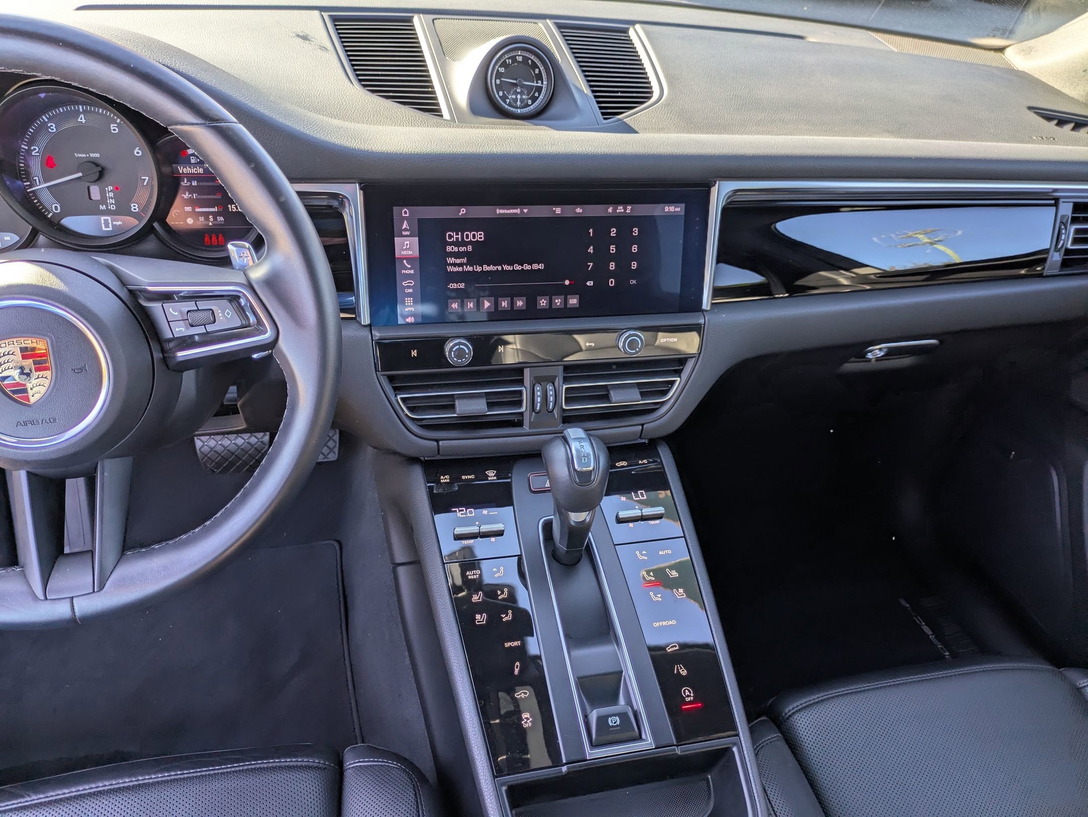 2024 Porsche Macan T