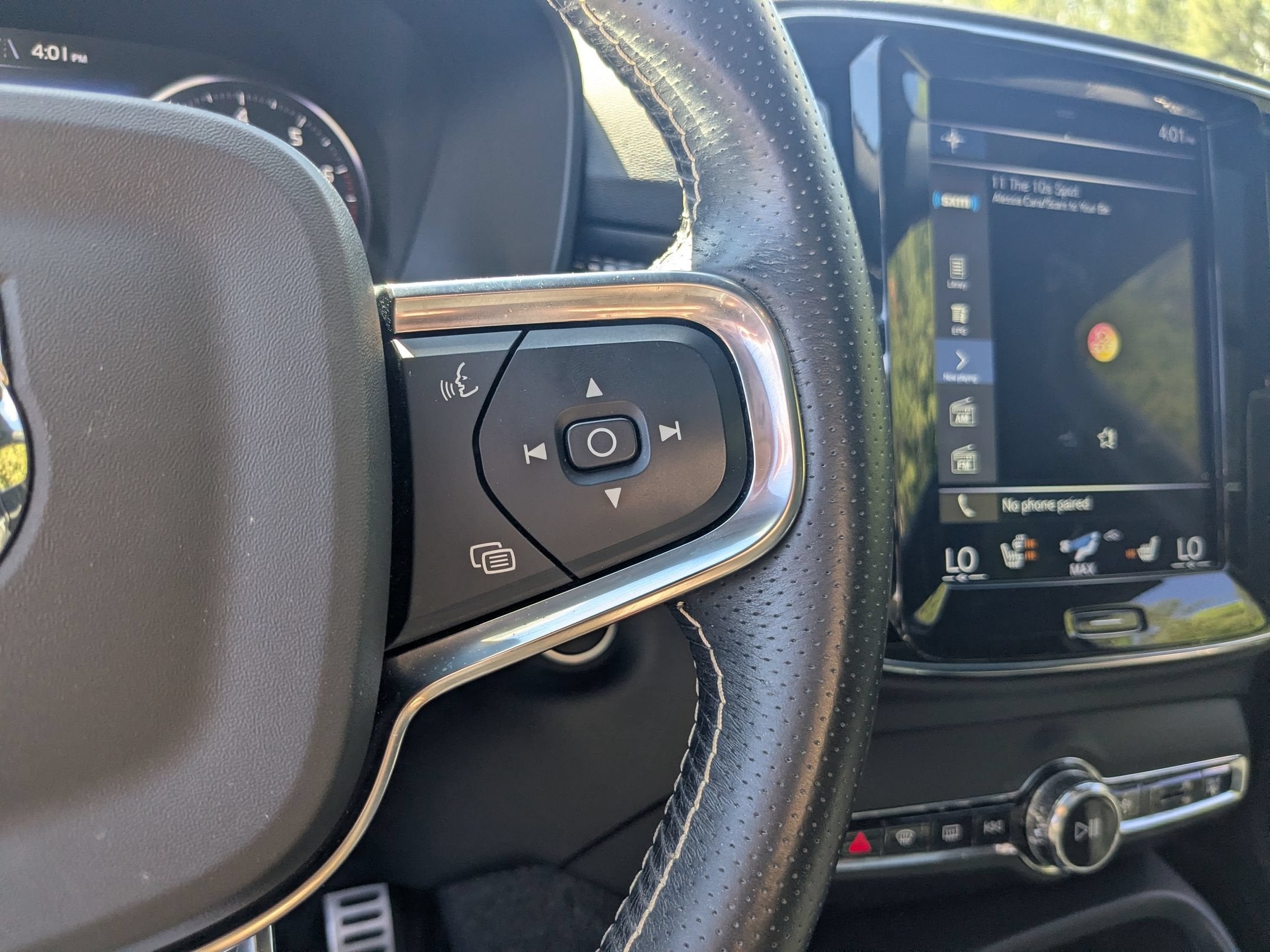 2021 Volvo XC40 R-Design