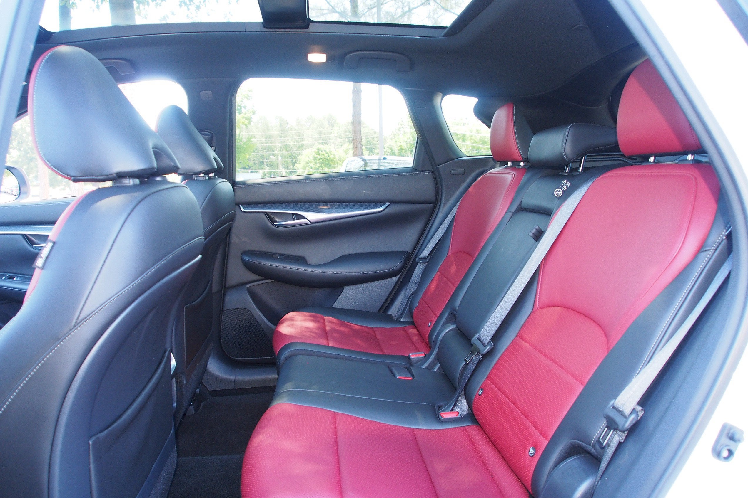 2023 INFINITI QX50 SPORT