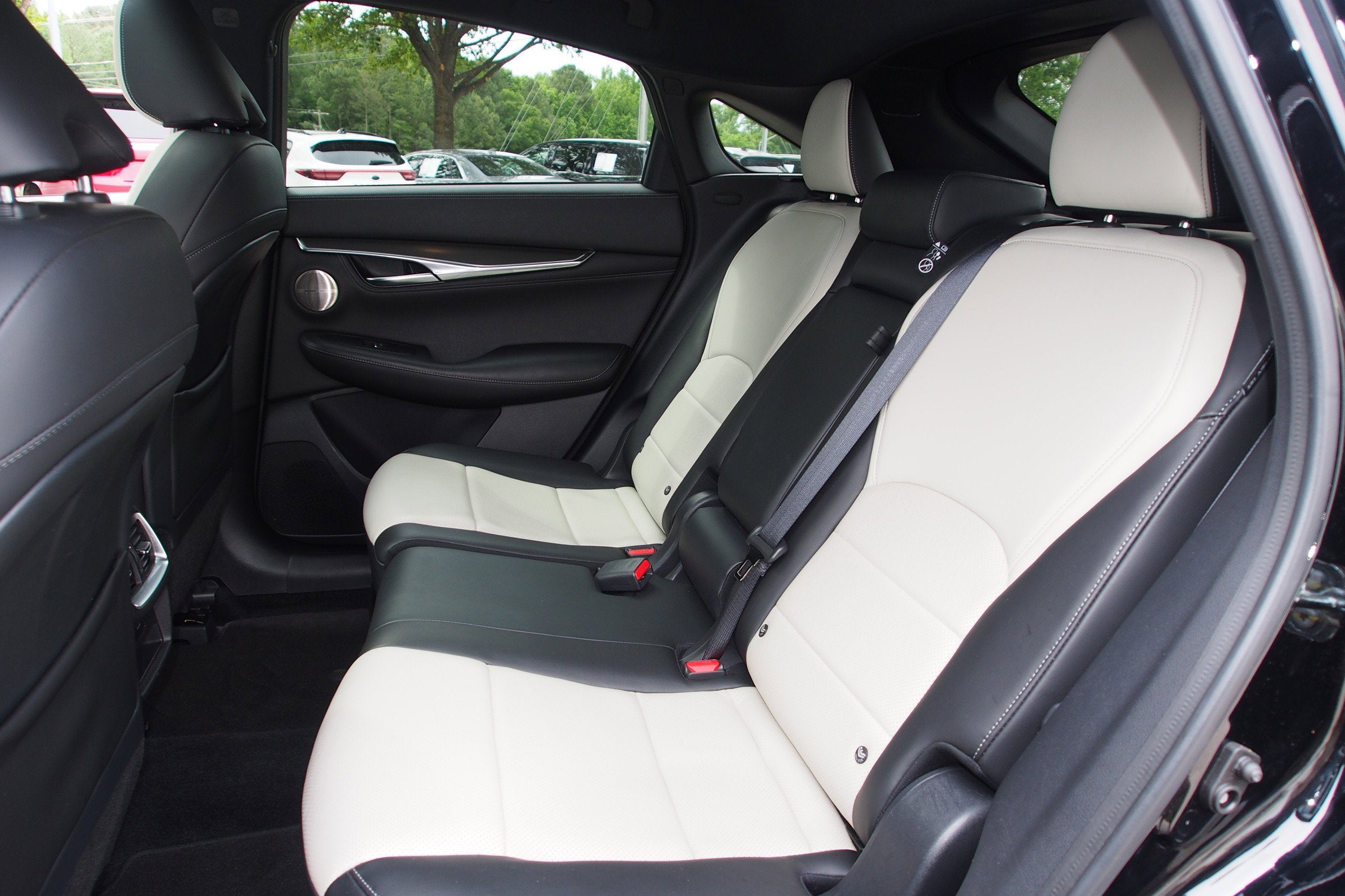 2023 INFINITI QX55 ESSENTIAL