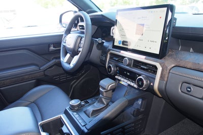 2025 Toyota Tacoma 4WD Limited Hybrid