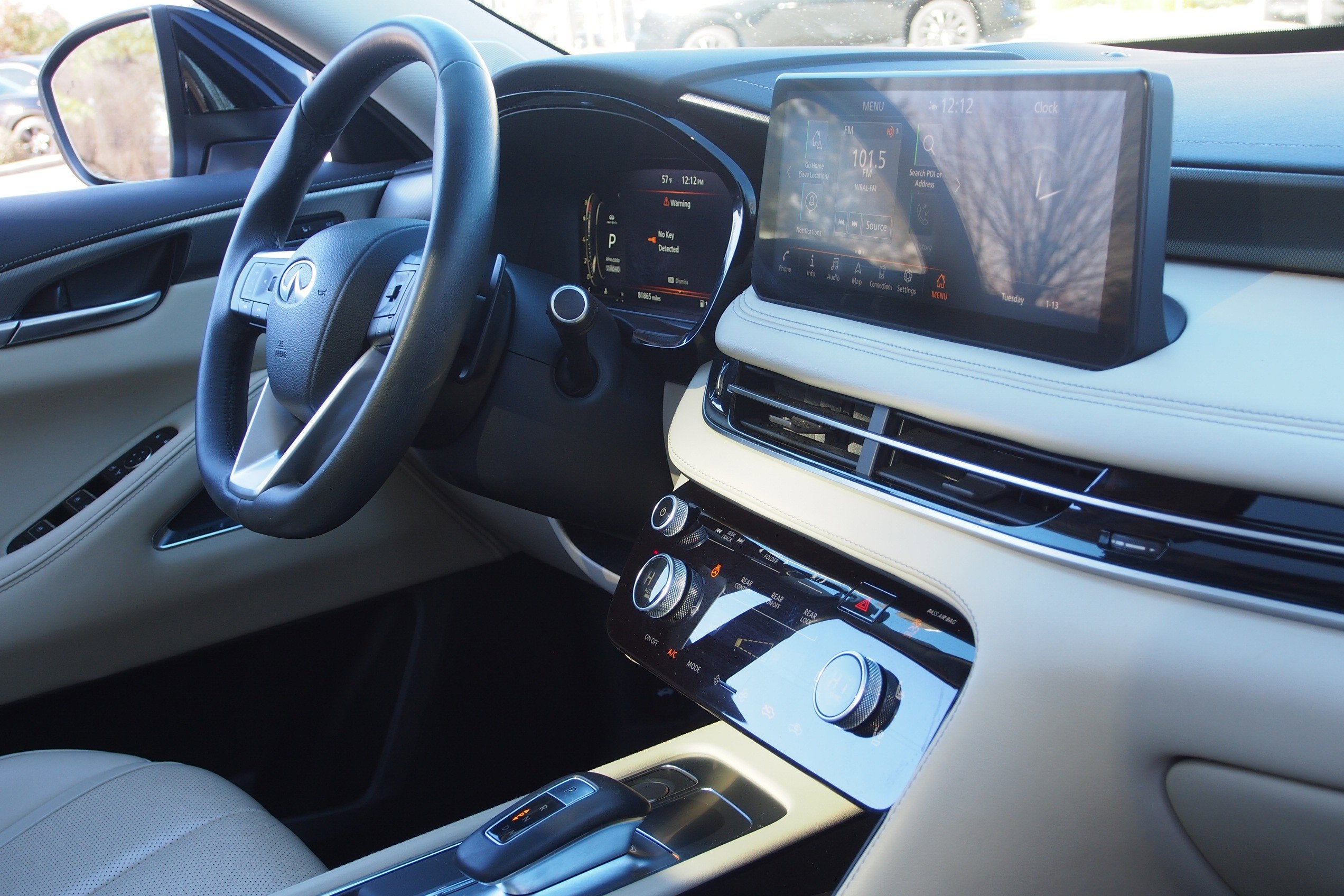 2022 INFINITI QX60 LUXE