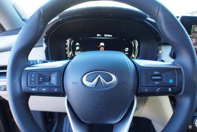 2022 INFINITI QX60 LUXE