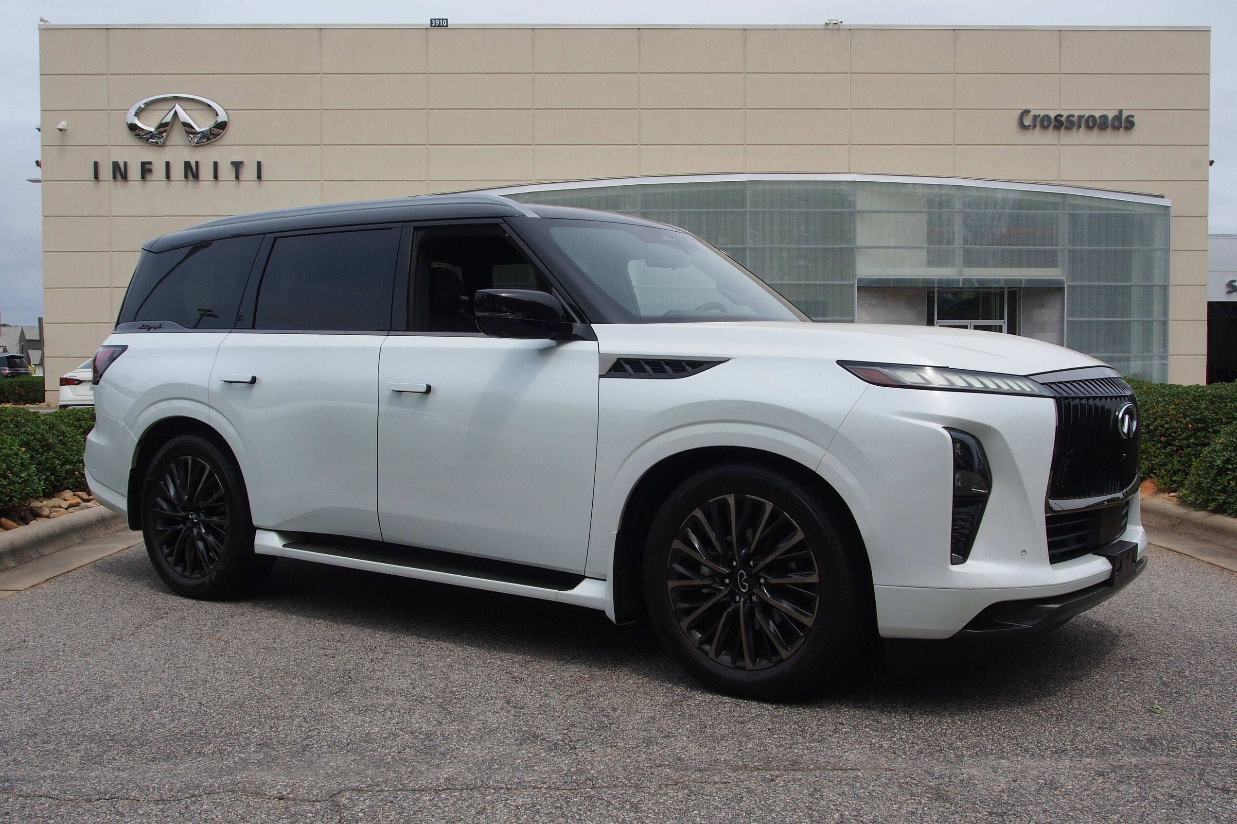 2025 INFINITI QX80 AUTOGRAPH