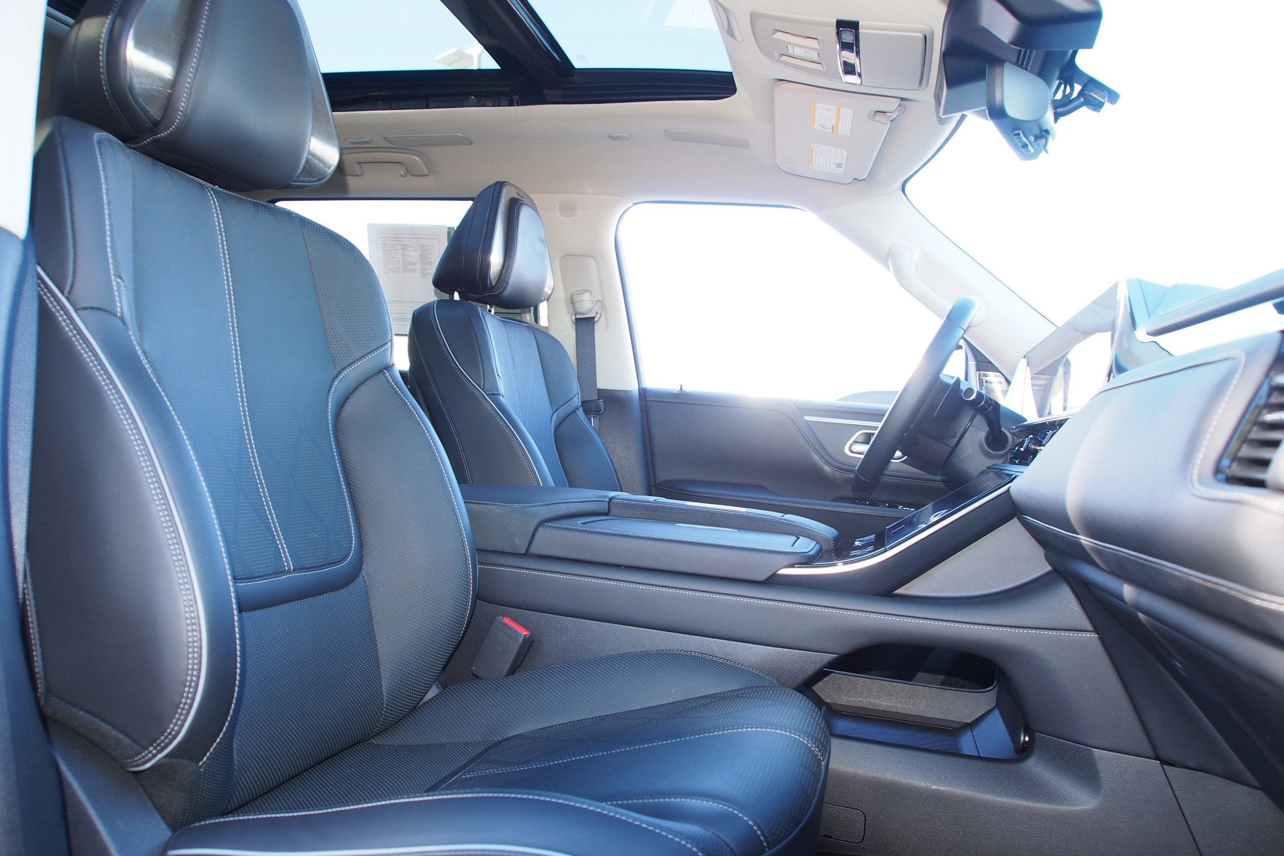 2025 INFINITI QX80 SENSORY