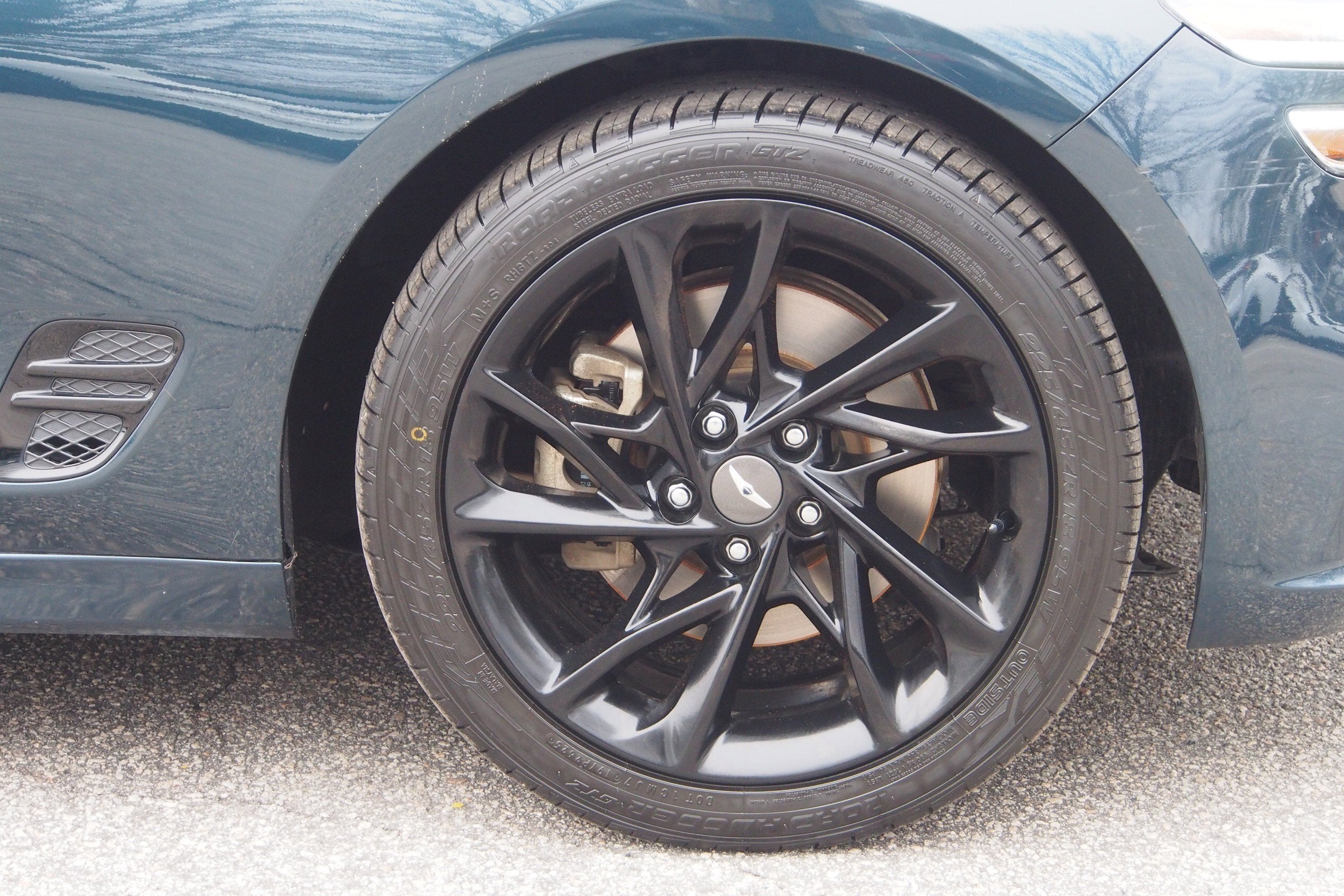 2022 Genesis G70 2.0T