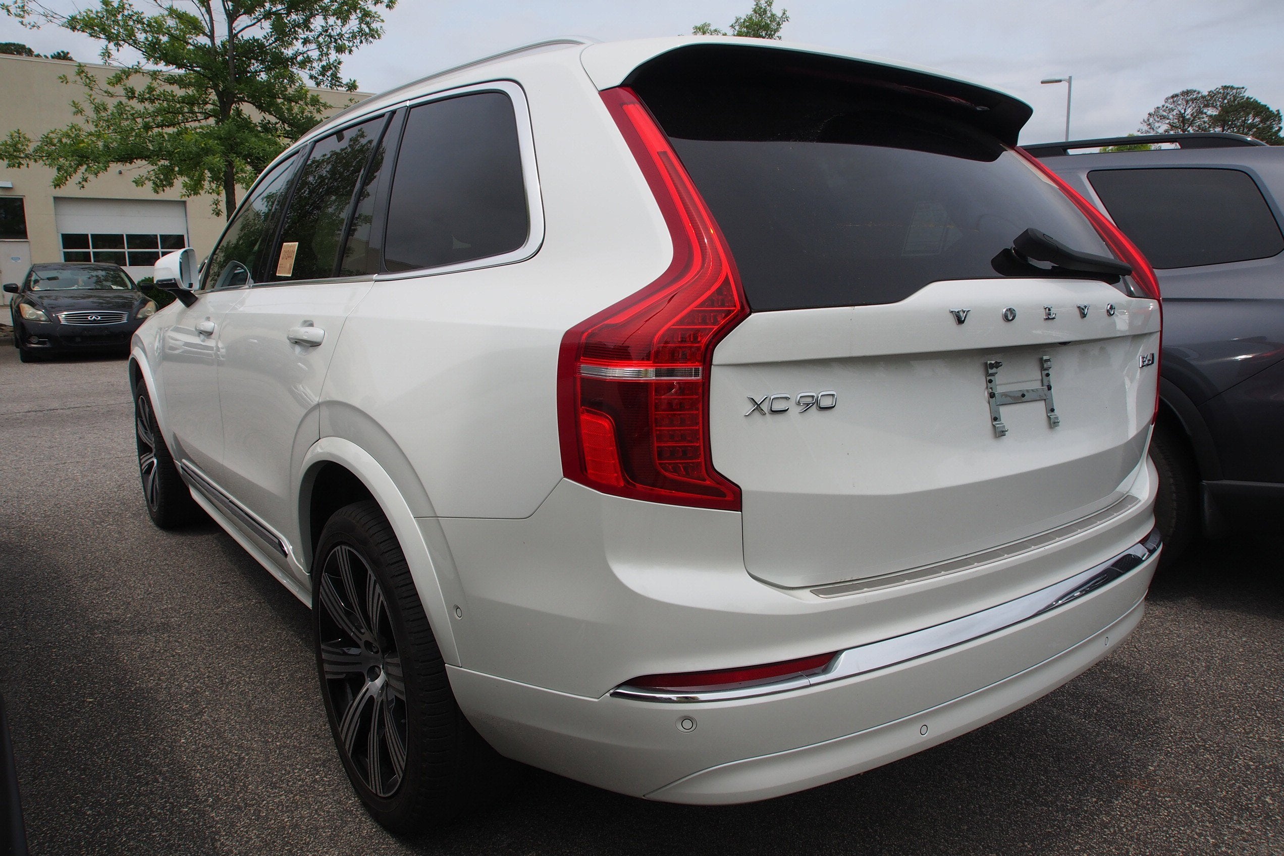 2024 Volvo XC90 Plus Bright Theme