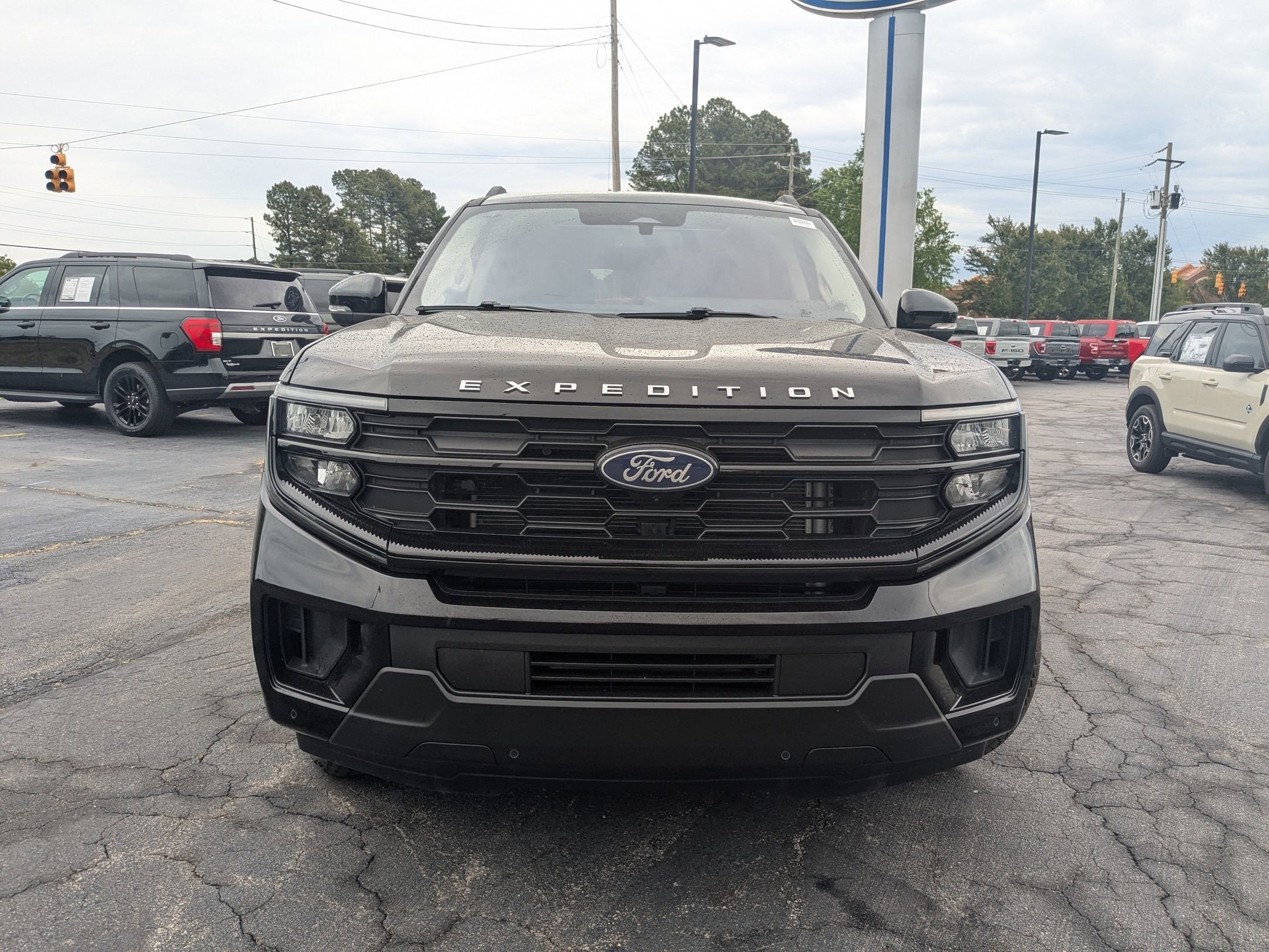 2025 Ford Expedition Max Active