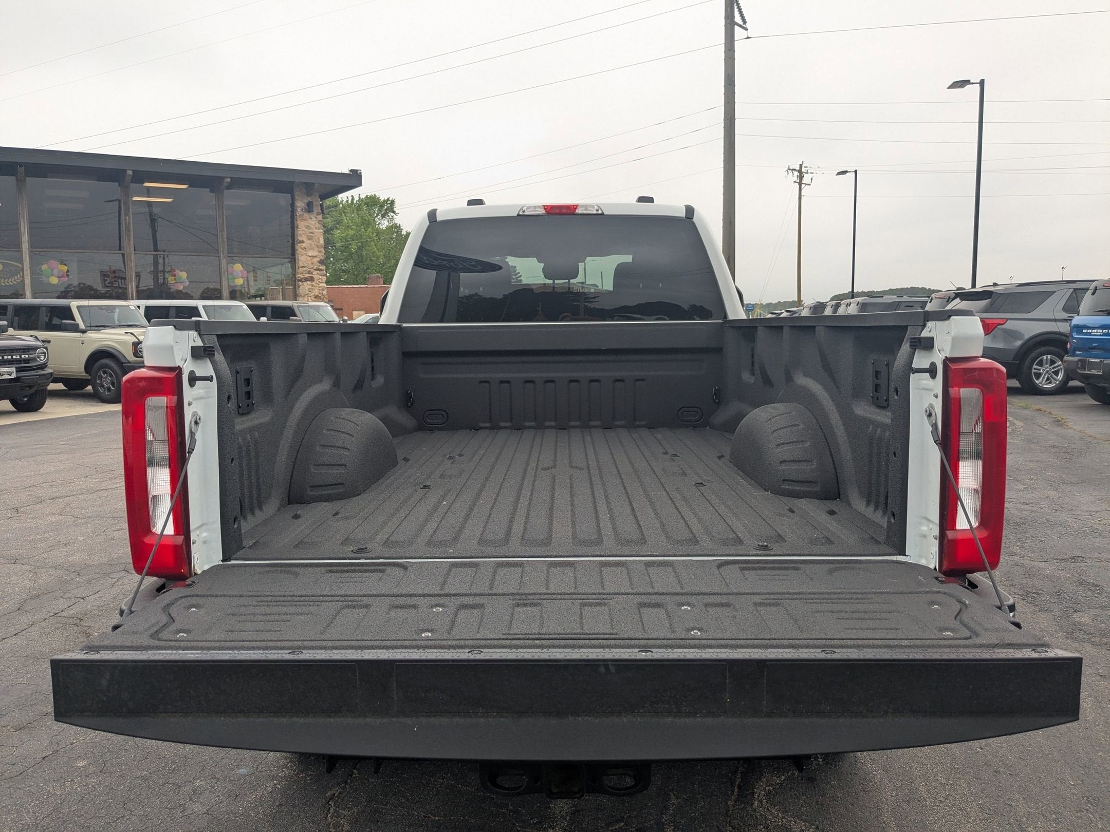 2025 Ford Super Duty F-350 SRW XLT