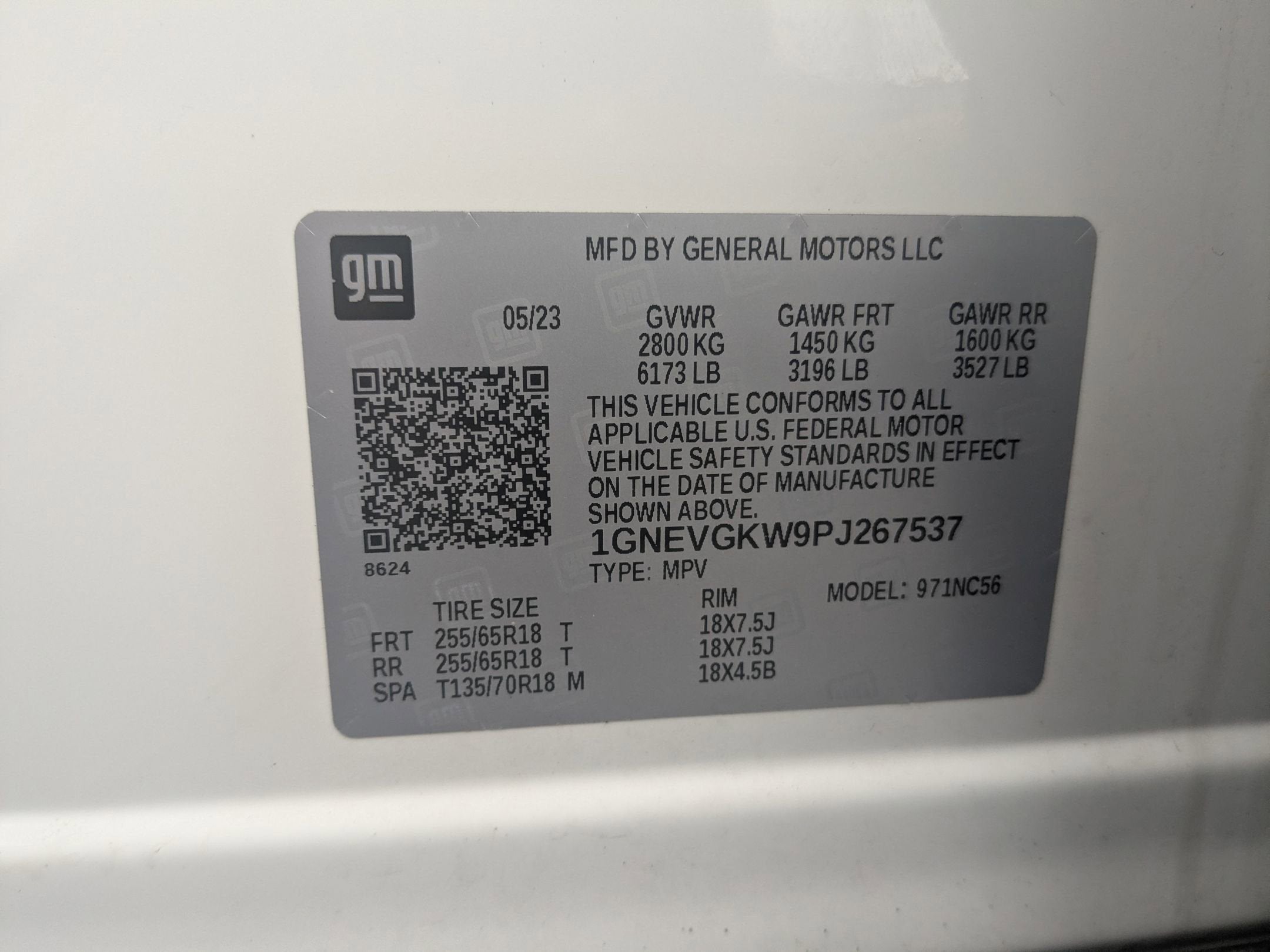 2023 Chevrolet Traverse LT Cloth