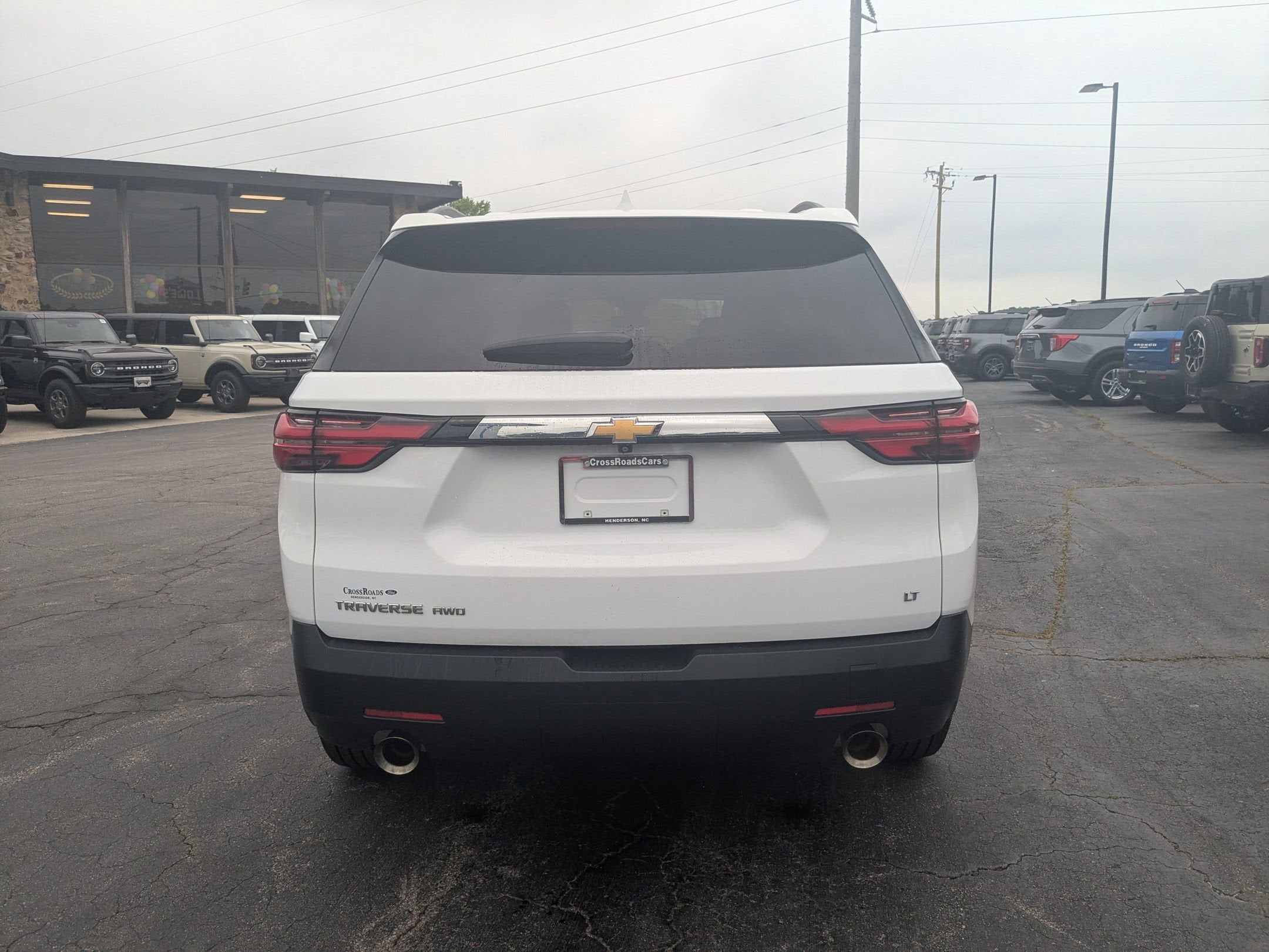 2023 Chevrolet Traverse LT Cloth