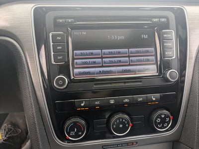 2014 Volkswagen Passat TDI SE