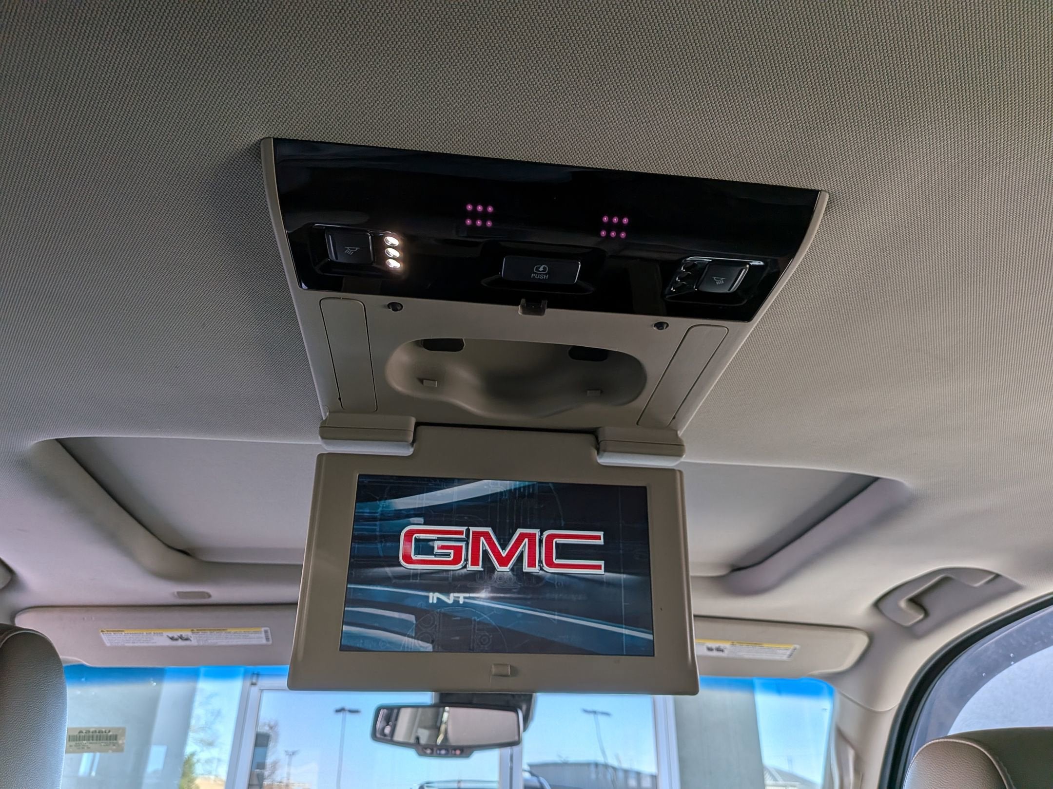 2017 GMC Yukon XL SLT