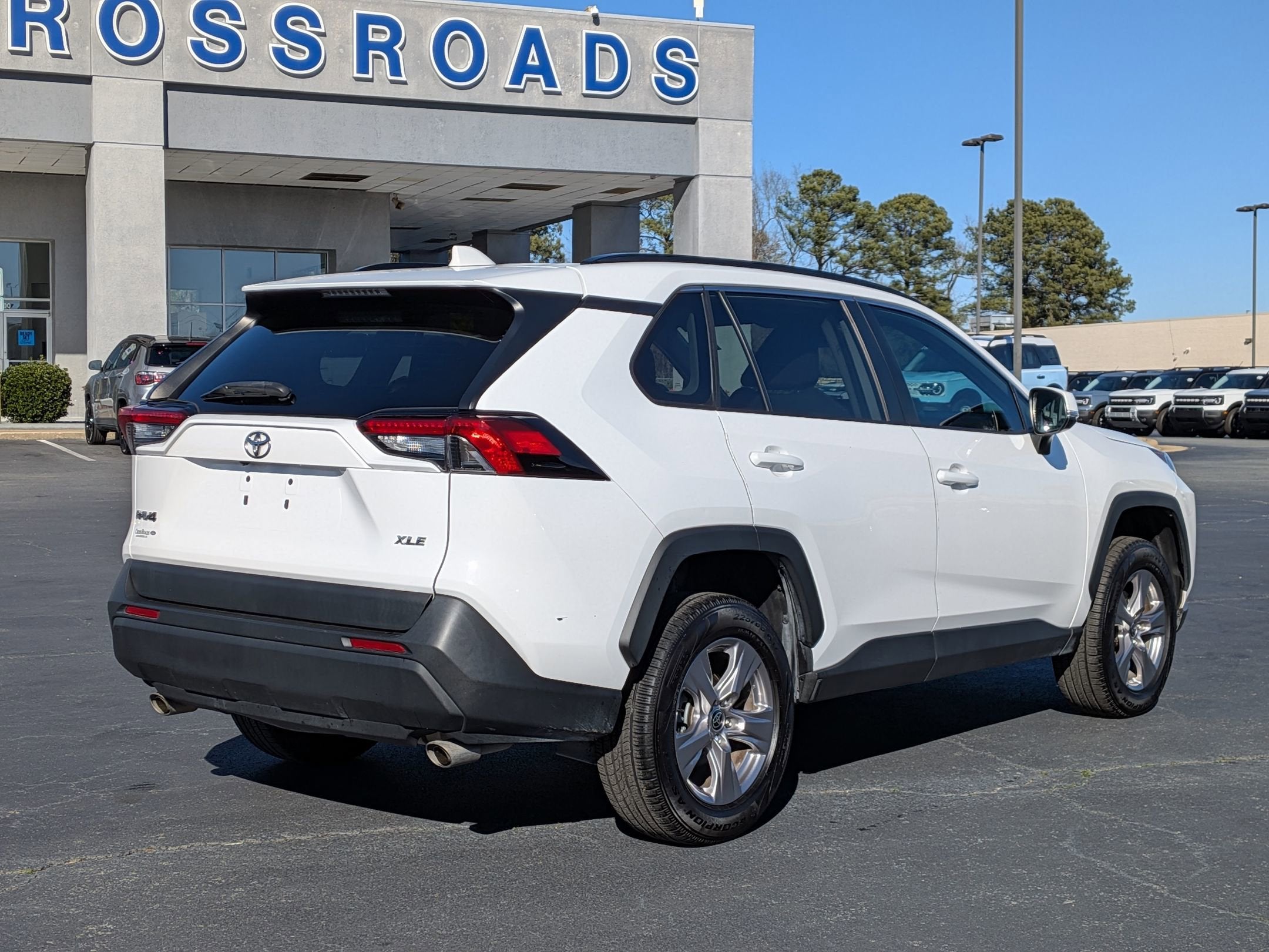 2022 Toyota RAV4 XLE