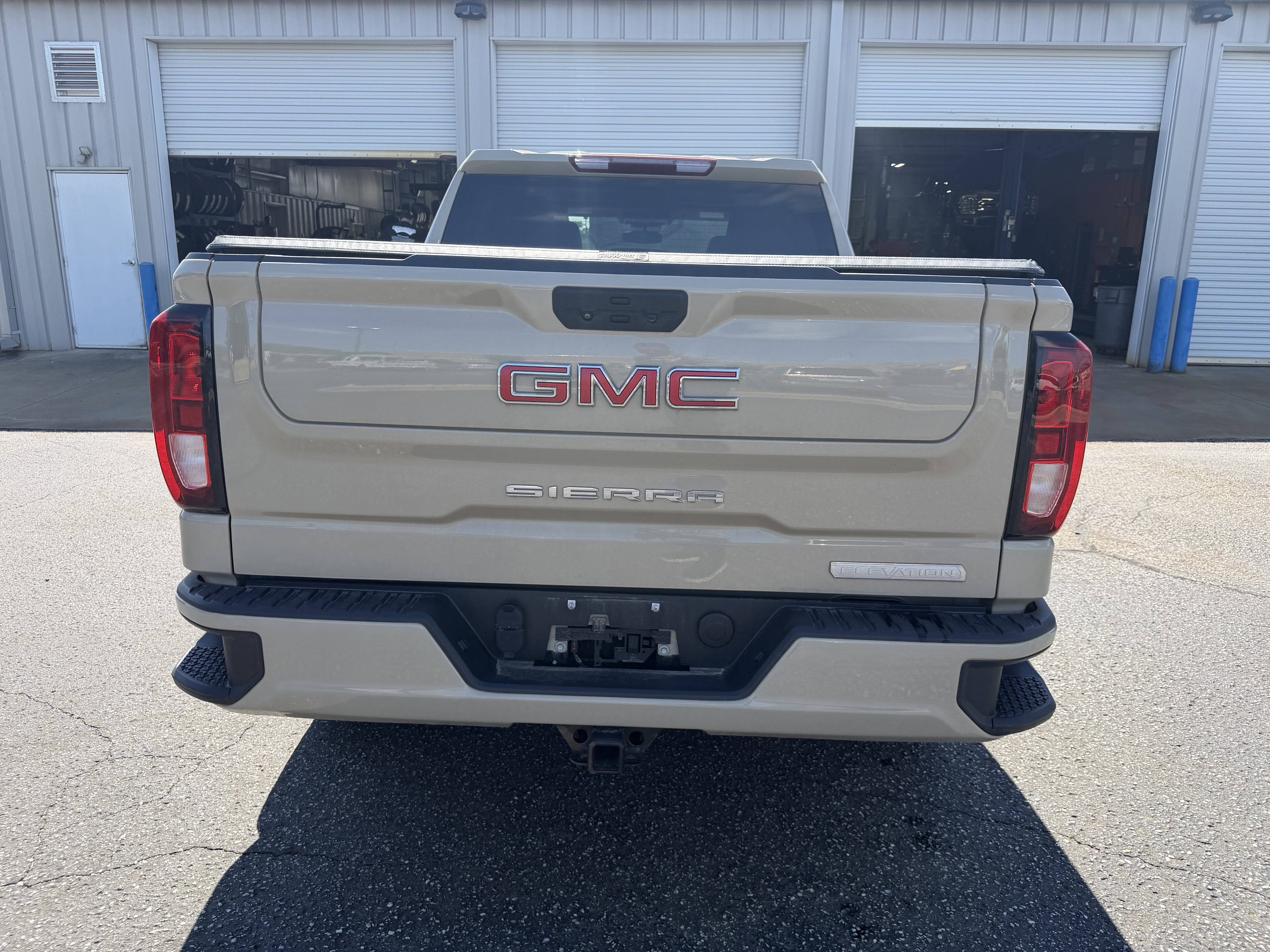 2022 GMC Sierra 1500 Elevation