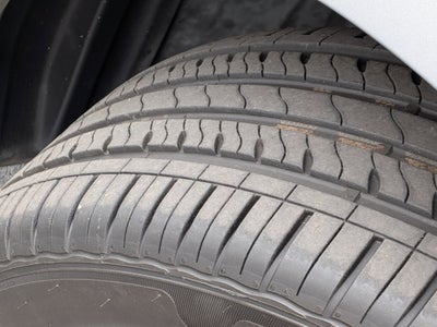 2020 Toyota Camry Hybrid XLE