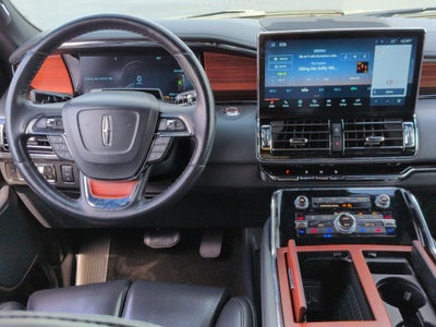 2024 Lincoln Navigator Premiere