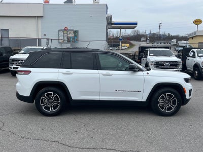 2022 Jeep Grand Cherokee Trailhawk