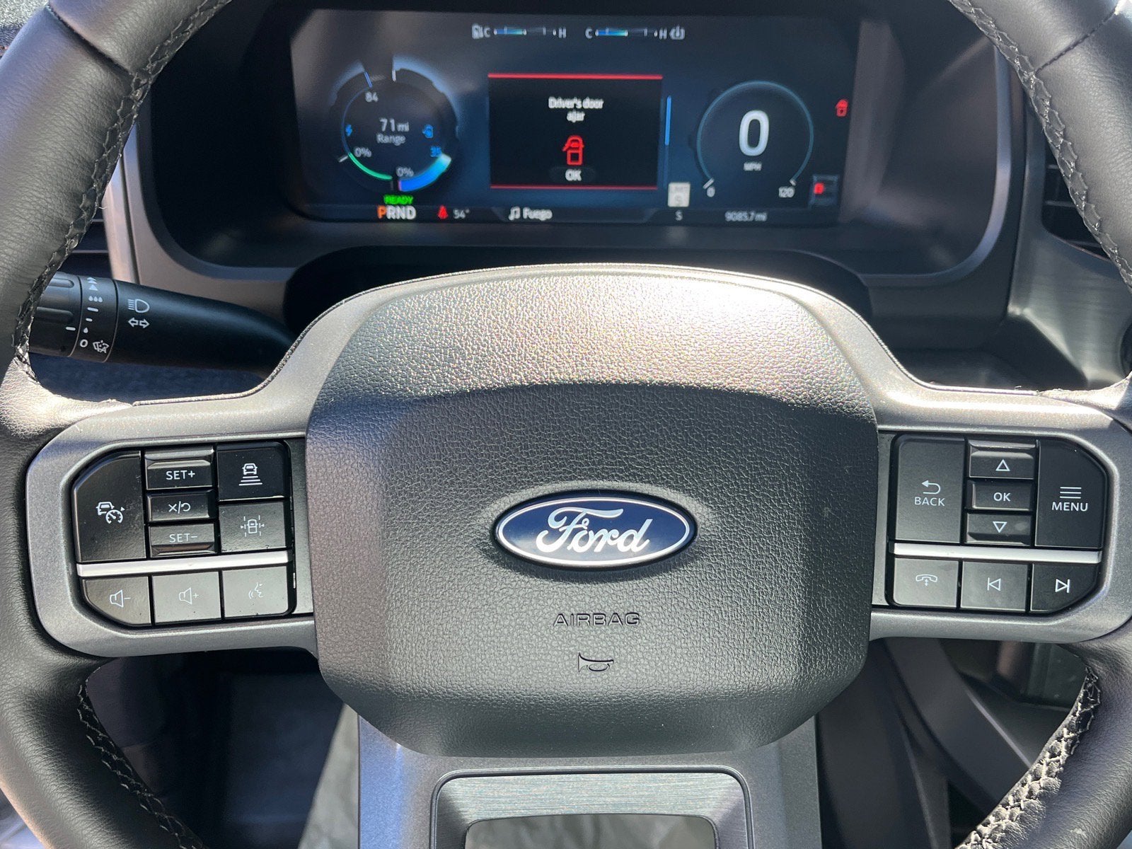 2025 Ford F-150 Lightning LARIAT