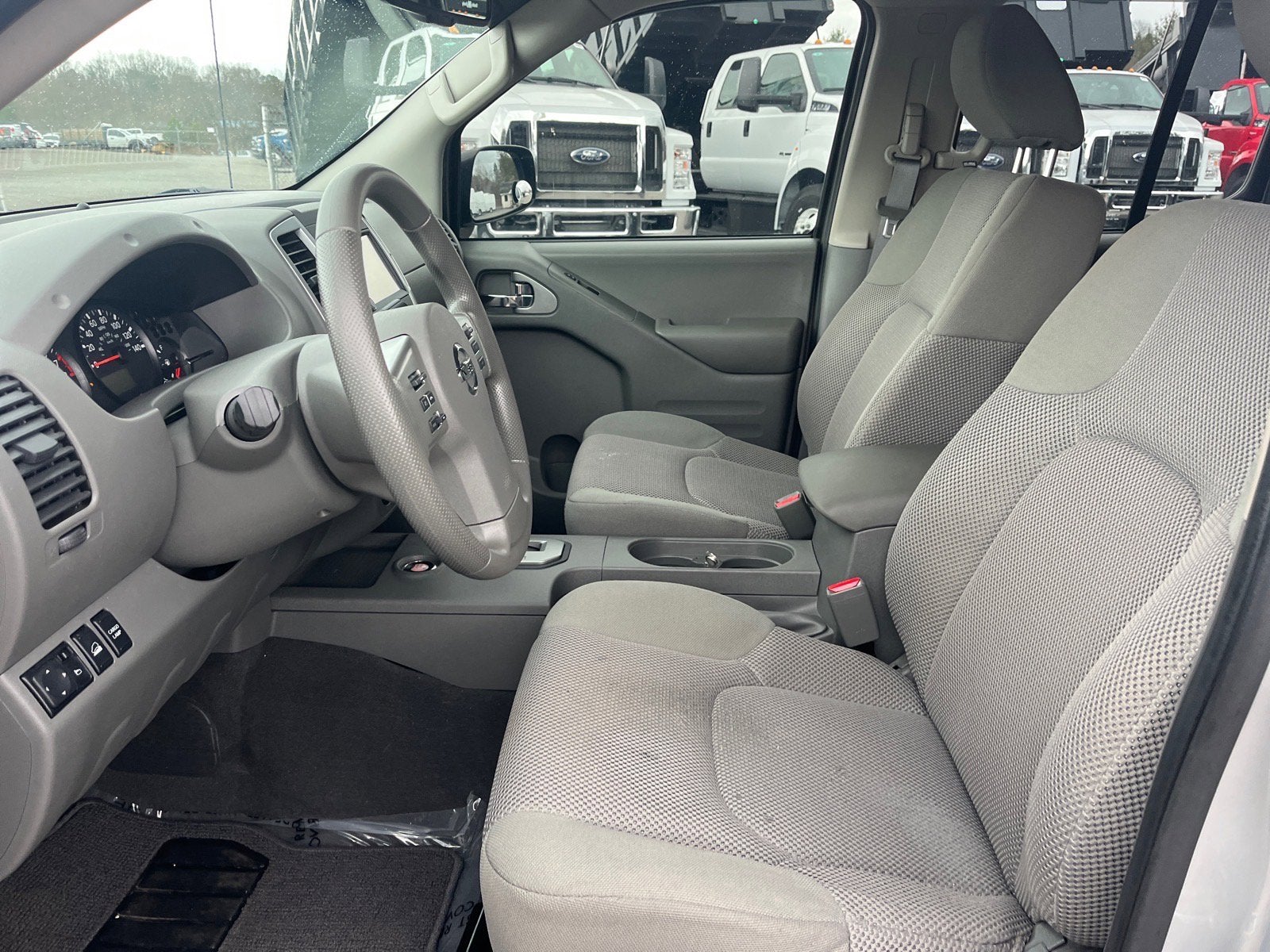 2021 Nissan Frontier SV