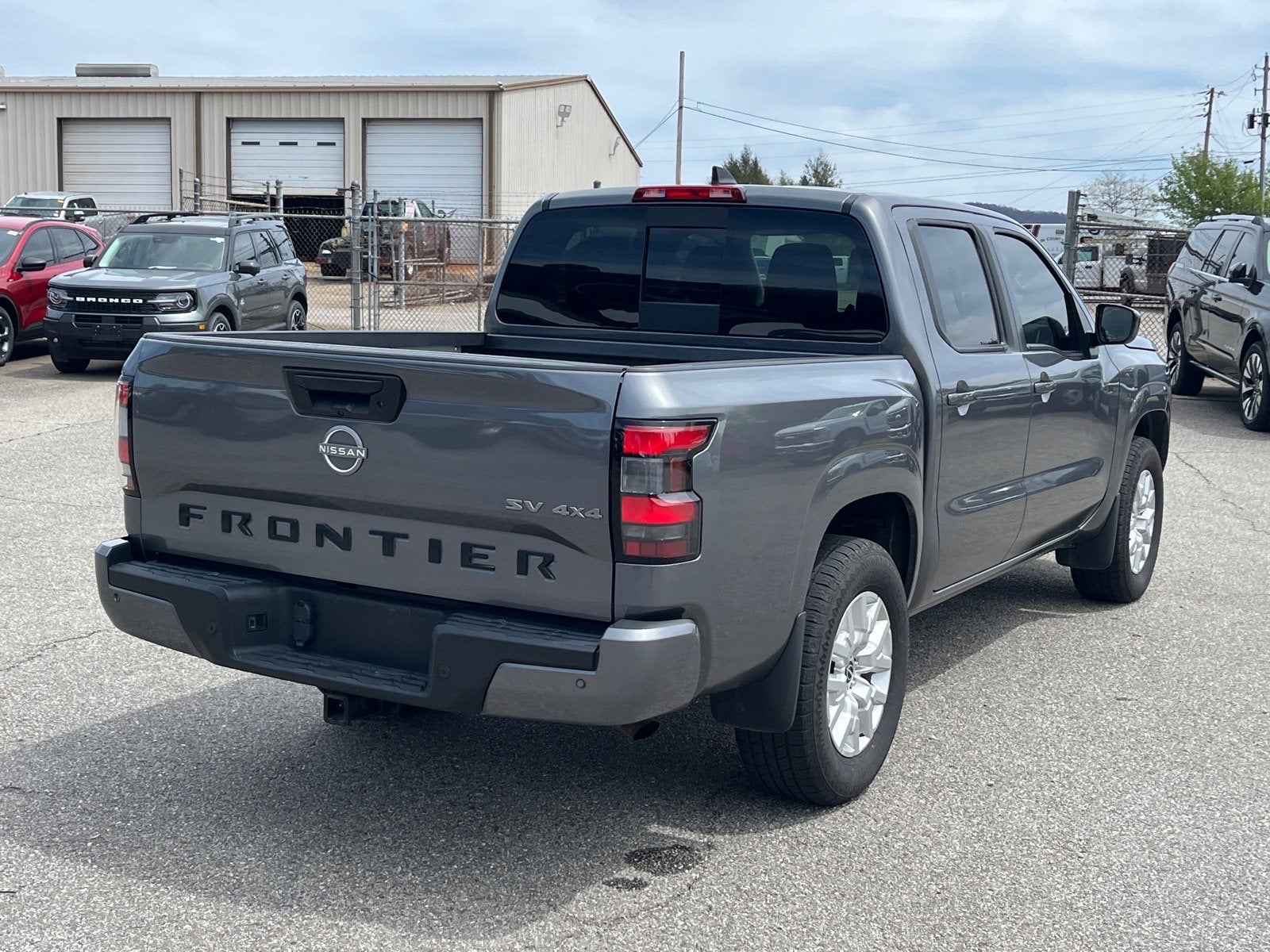 2024 Nissan Frontier SV