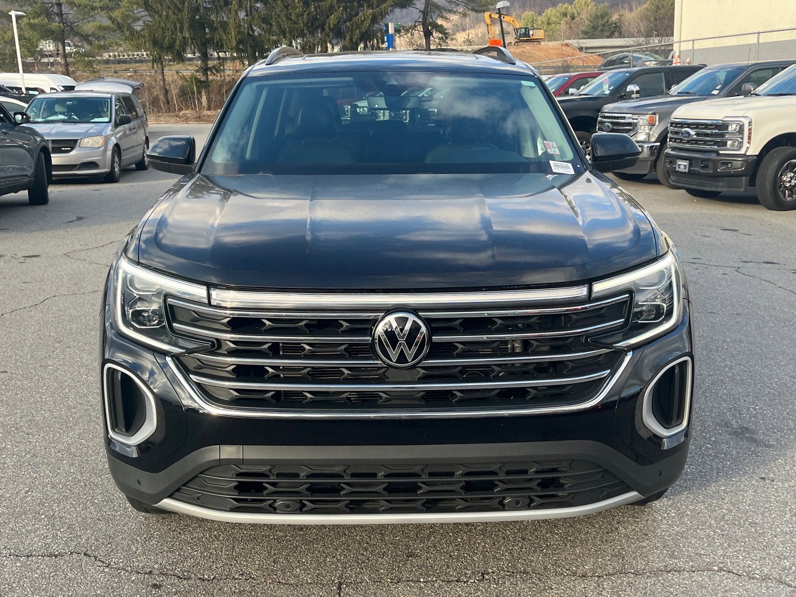 2024 Volkswagen Atlas 2.0T SE w/Technology