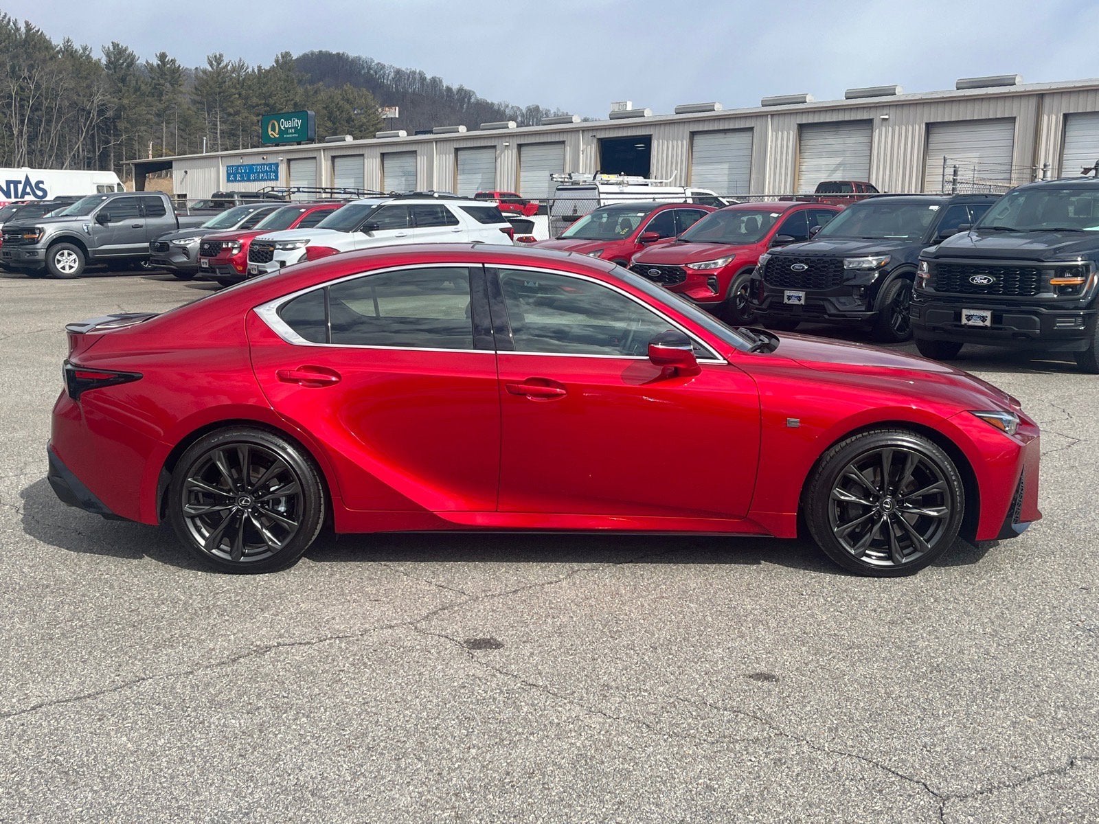 2025 Lexus IS IS 350 F SPORT Design