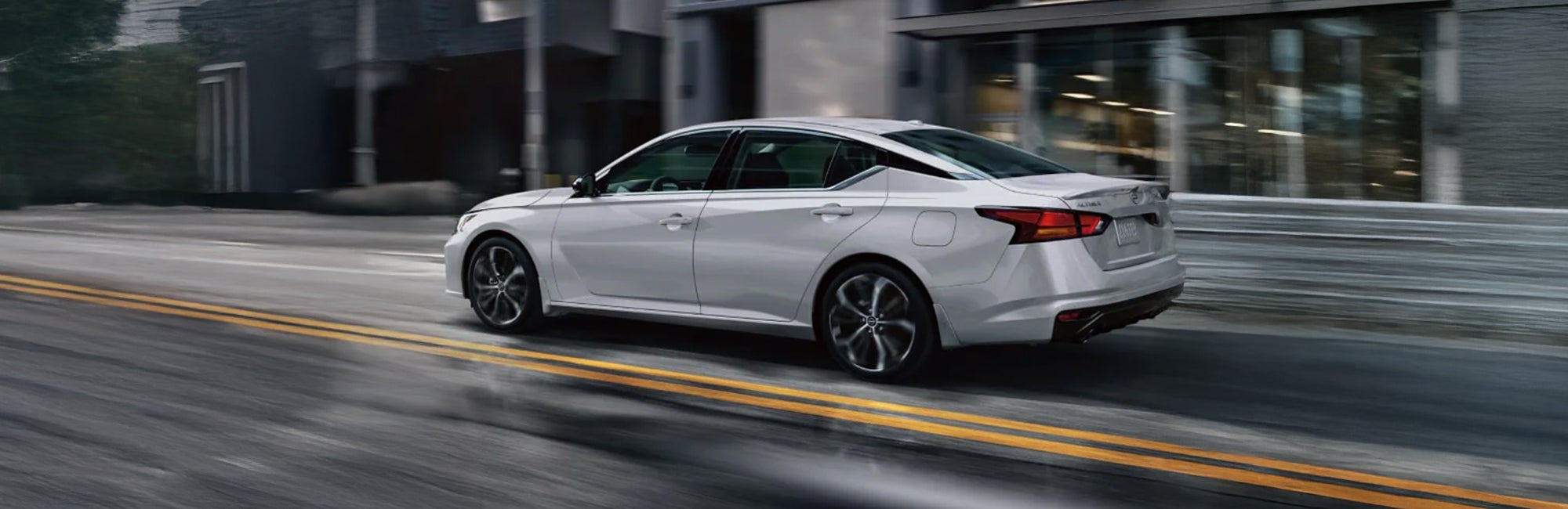 Nissan Altima Exterior