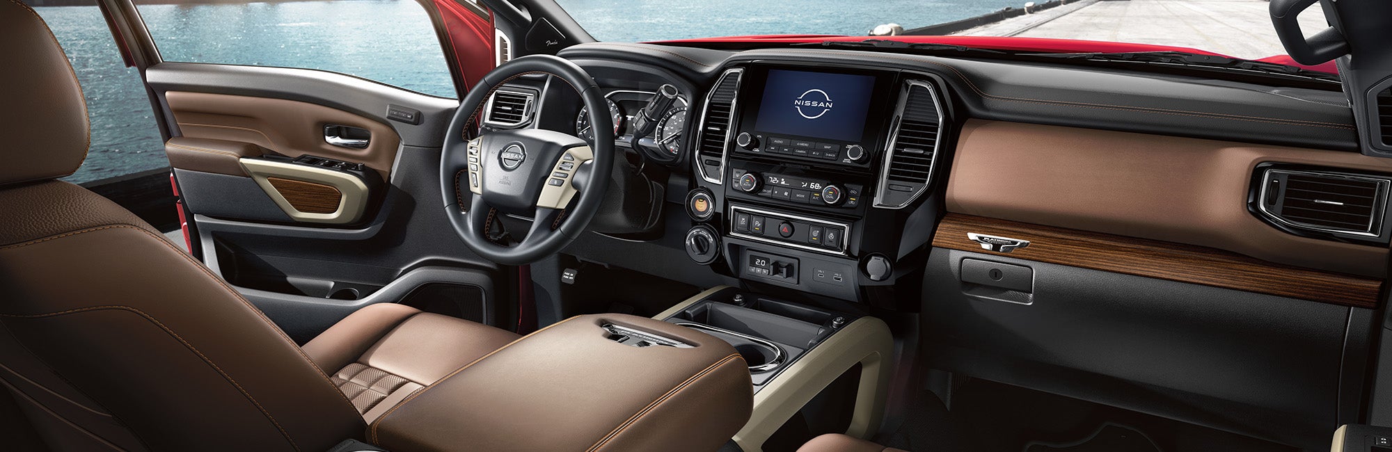 Nissan TITAN Interior