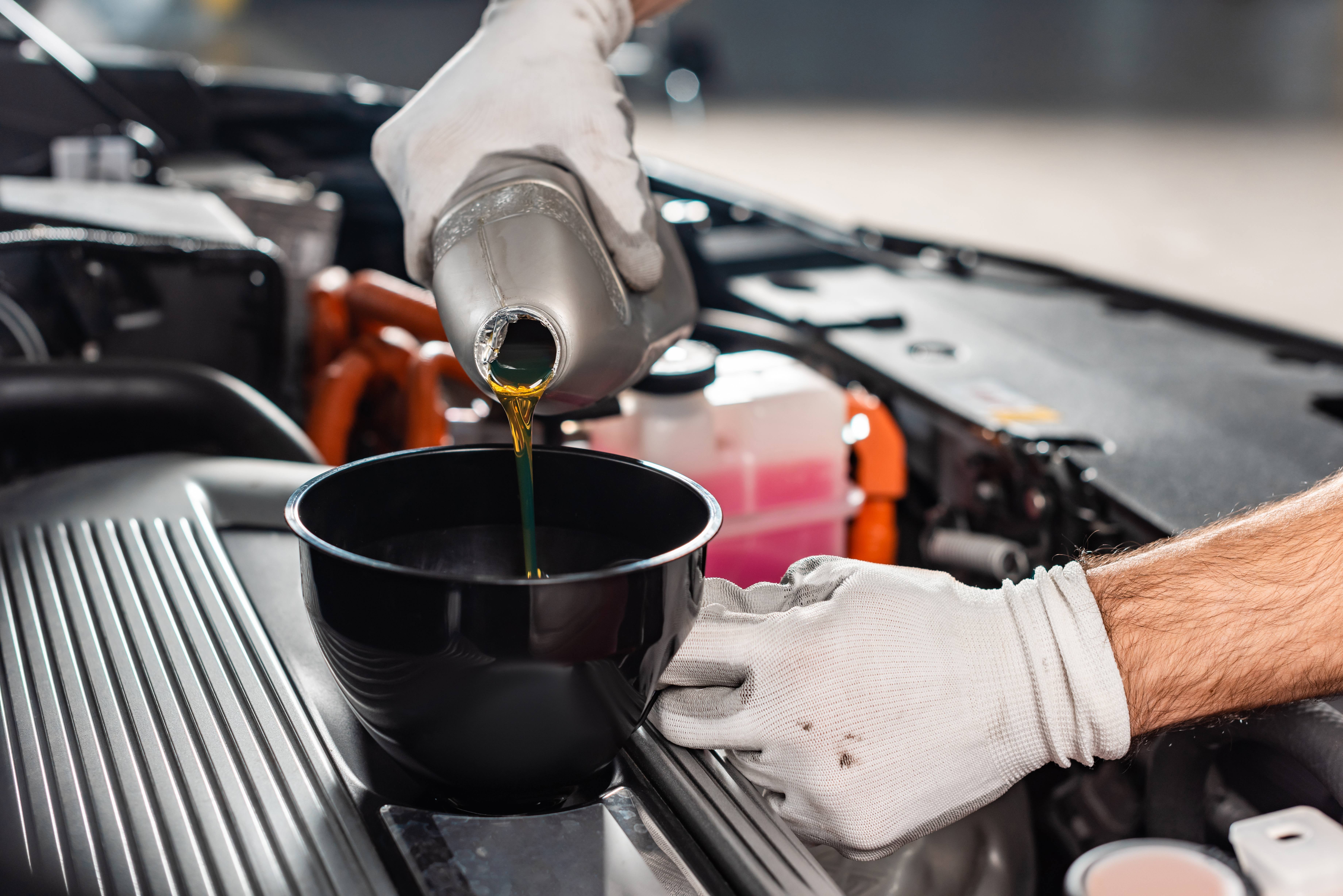 Schedule an Oil Change at Crossroads Nissan of Wake Forest